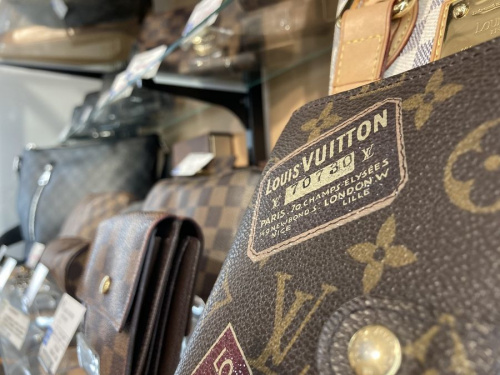 中古ヴィトンのLOUIS VUITTON(ルイ・ヴィトン)