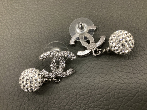 買取のピアス