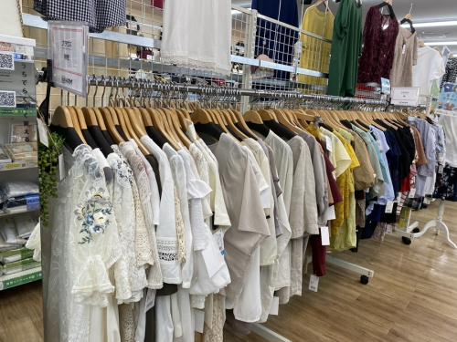 夏物衣類の東大阪