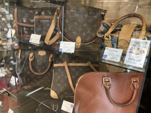 LOUIS VUTTONのルイヴィトン