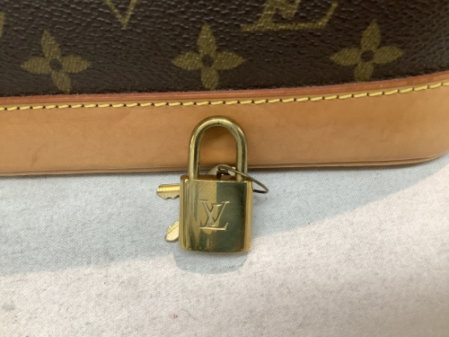 Louis Vuitton（ルイヴィトン）の東大阪