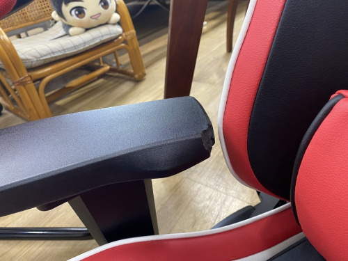 ゲーミングチェアの東大阪