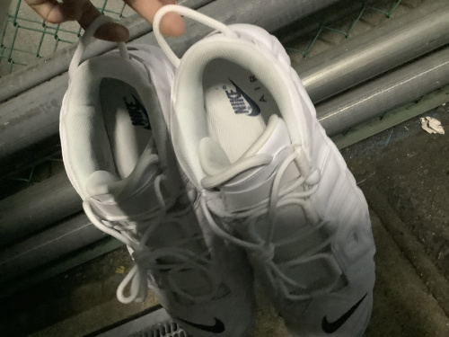 AIR MORE UP TENPO96の東大阪