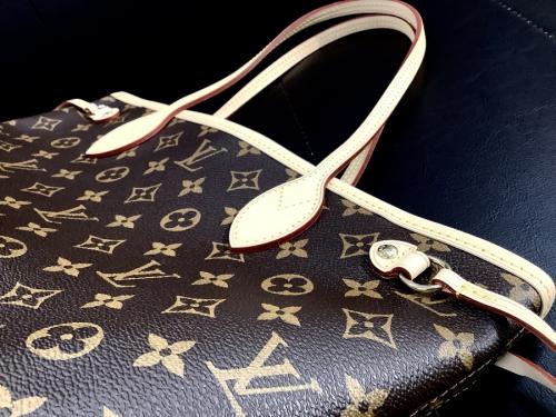 ブランド・ラグジュアリーのLOUIS　VUITTON