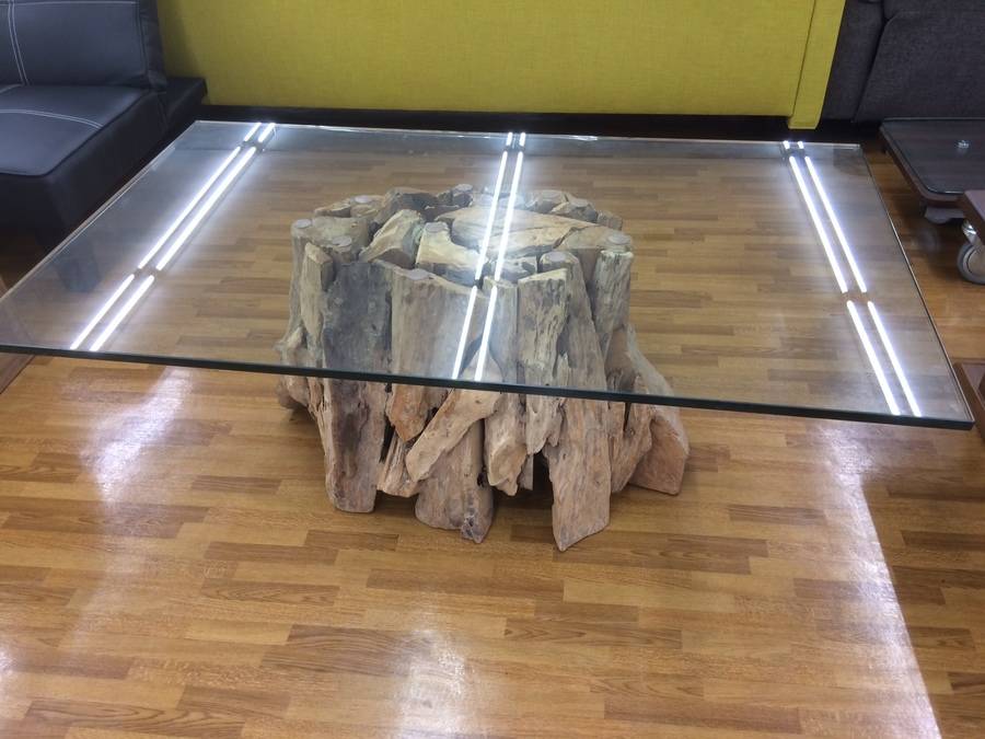 これぞ珍品！切り株土台のガラス天板テーブル買取入荷！！【鎌ヶ谷店 