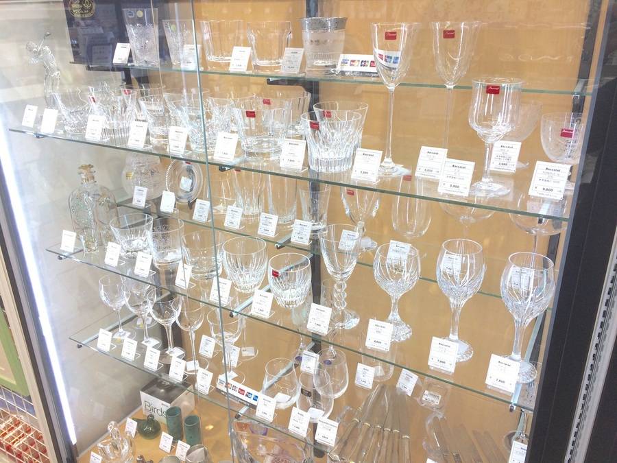 VARSOVIA（バルソビア）ハンドカットクリスタルの小物入れ入荷いたし