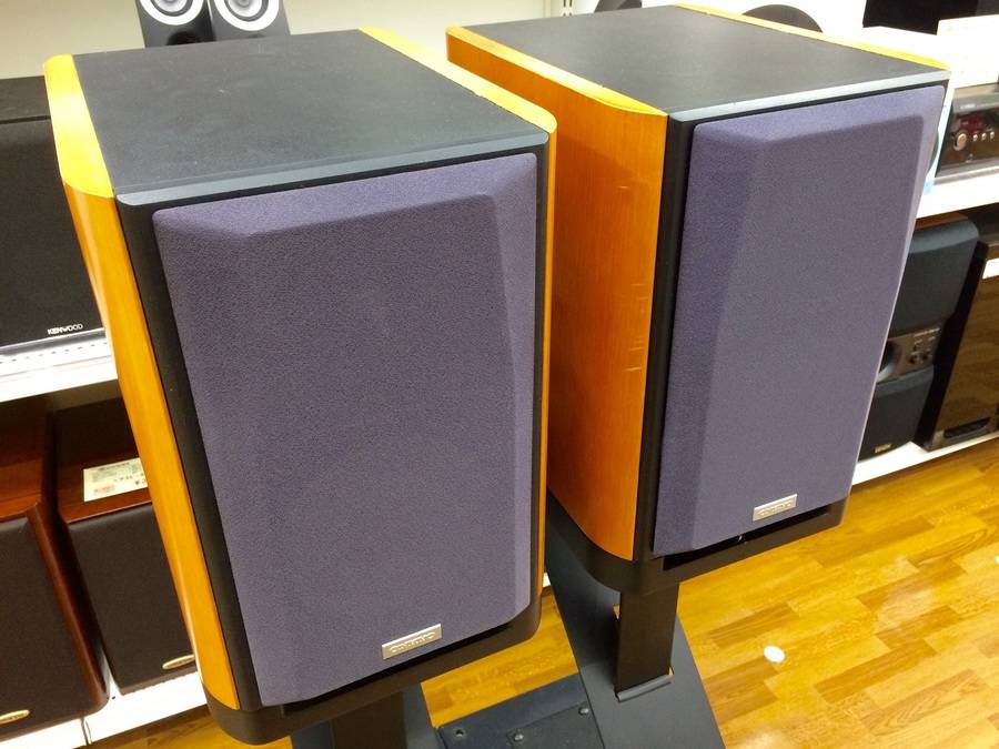 ONKYO D-312E 純正スピーカースタンド付き　美品 ONKYO オンキョー スピーカースタンド AS-1E (B) ペア D-312E/D-302E用