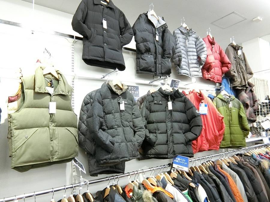 mont-bell（モンベル）パーマフロスト ライトダウンパーカが入荷