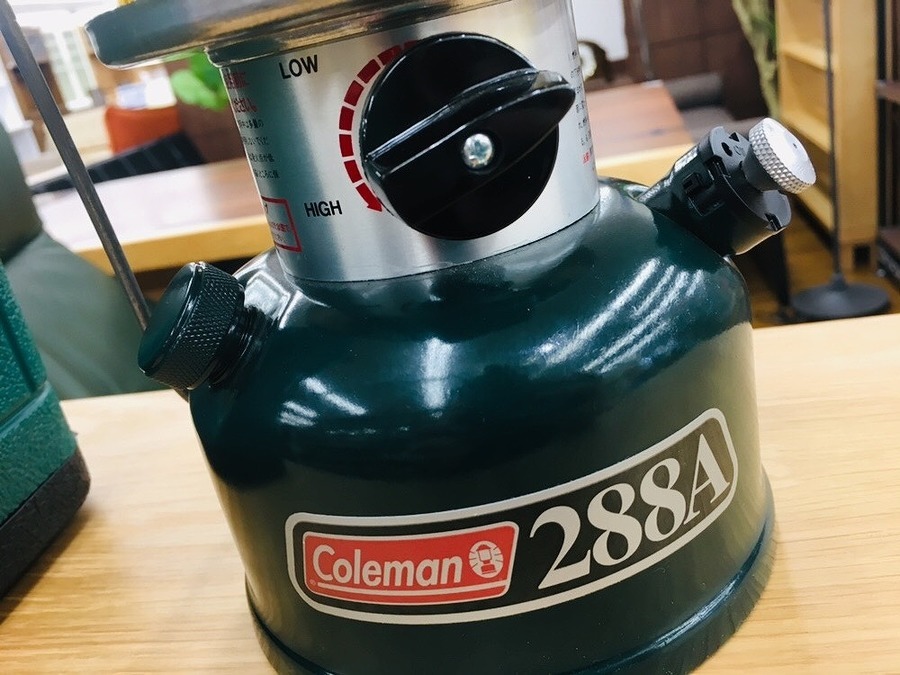 Coleman ガソリンランタン Model 288A s-l400.jpg