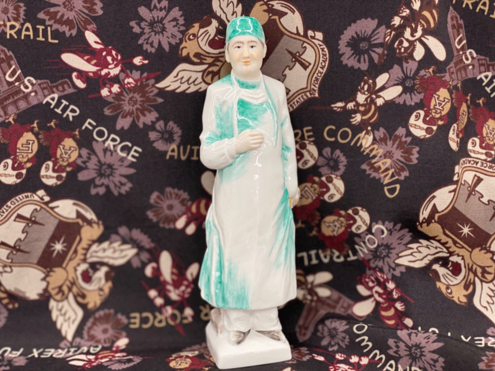 ドクター人形　外科医　マイセン人形 マイセン 彫像 高さ約18.8cm ドクター人形 「外科医」 贈り物