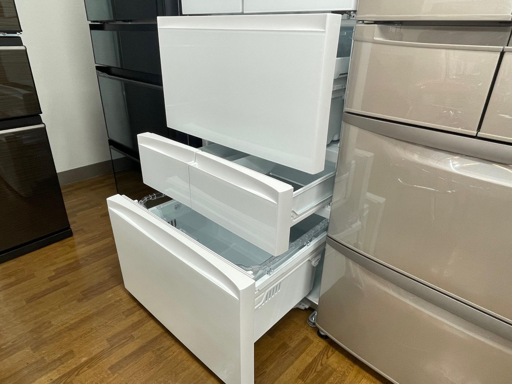 安心の一年保証つき♪♪】TOSHIBA(東芝) 6ドア冷蔵庫(GR-U510FH) のご