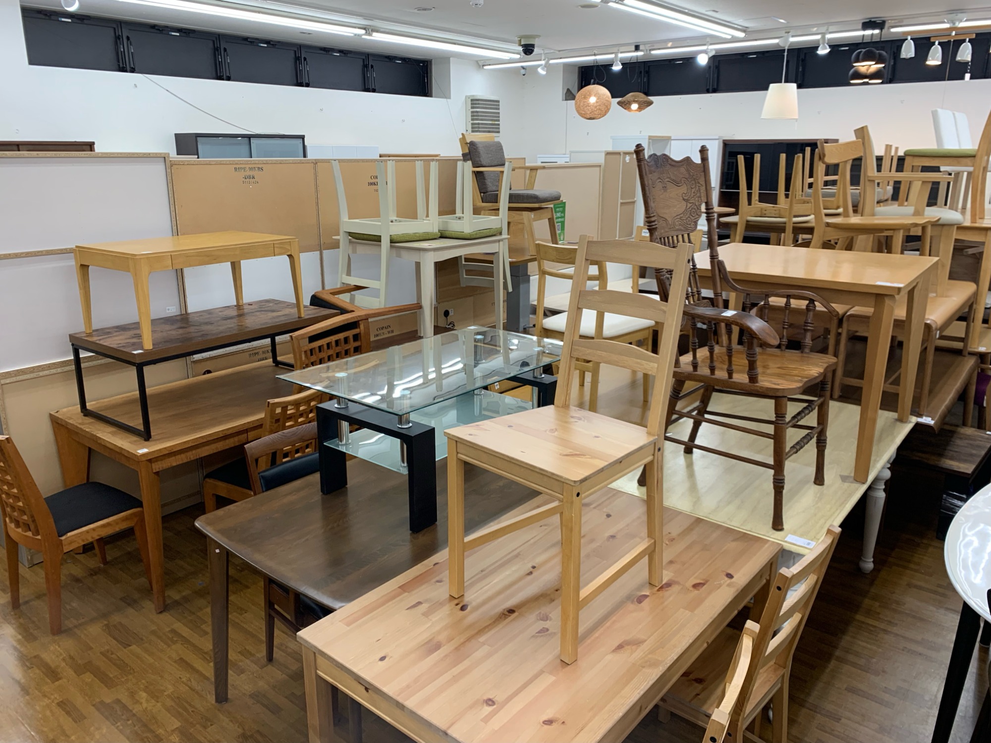 karimoku/カリモク】HARU(ハル)シリーズ ダイニングテーブル (DB5700