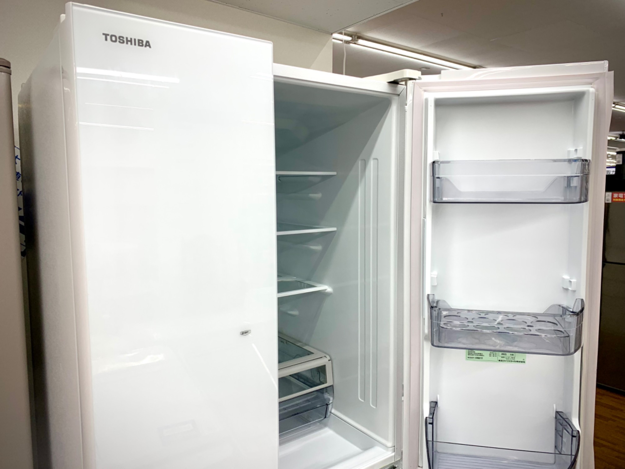 お買い得!大型冷蔵庫】2021年製TOSHIBA 6ドア冷蔵庫 のご紹介です 