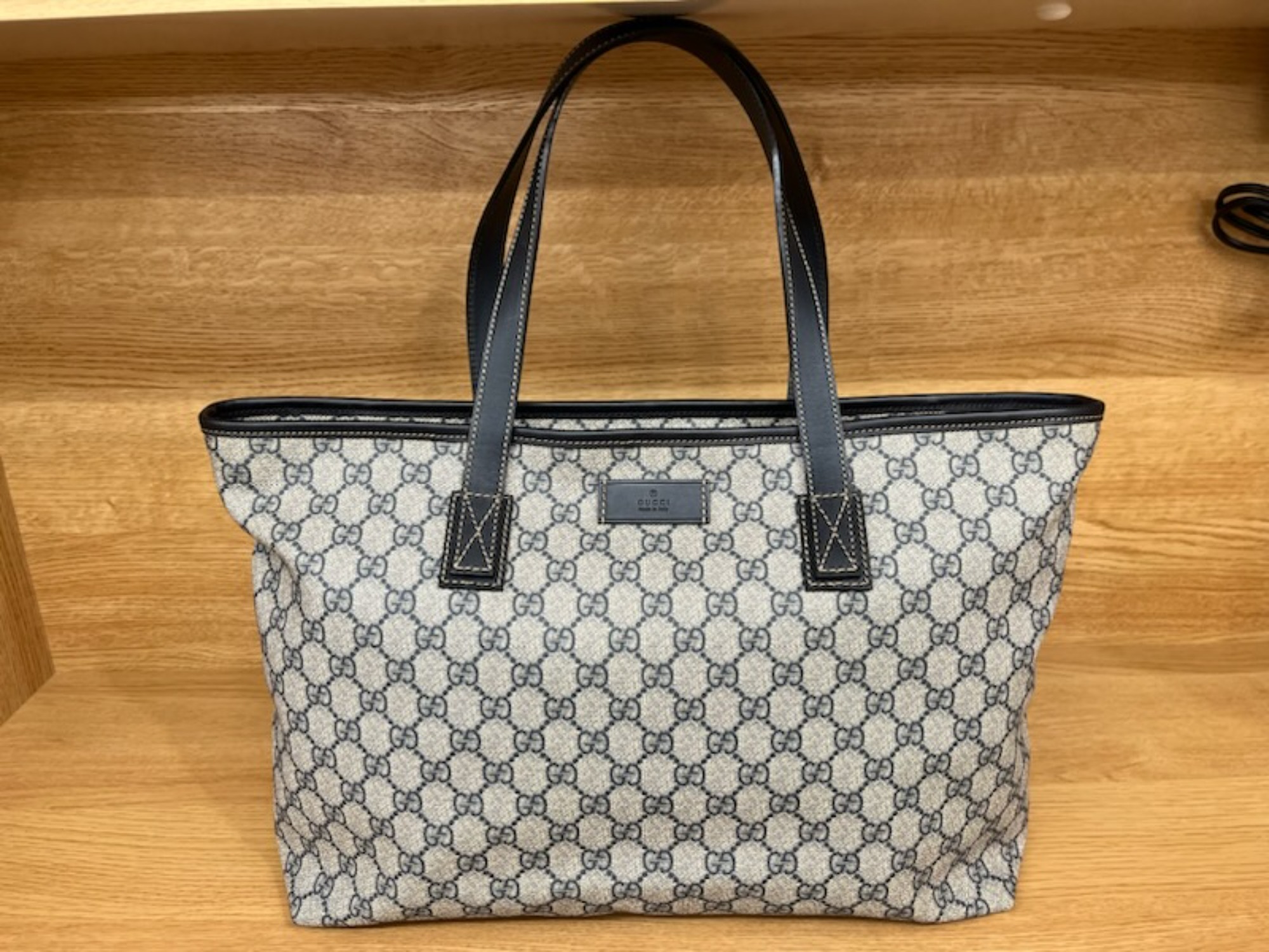 GUCCI ラジャートートバッグ GGスプリーム GUCCI/グッチ】GGスプリーム GG柄トートバッグが買取入荷いたしました