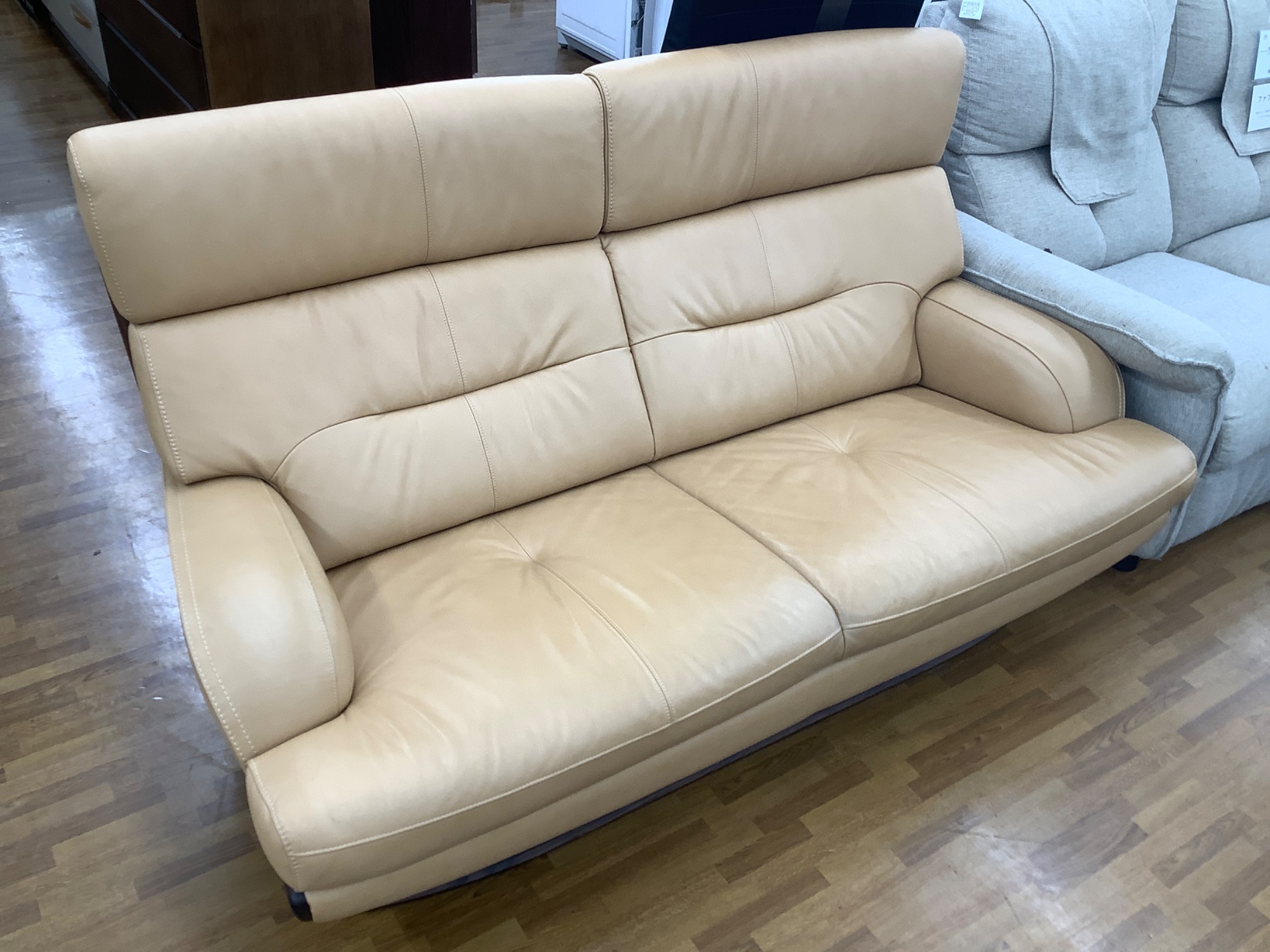 カリモク/Karimoku】2人掛けソファー(ZT59) が買取入荷しました