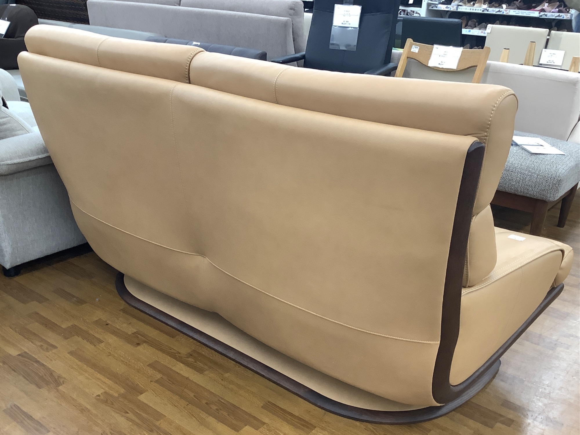 カリモク/Karimoku】2人掛けソファー(ZT59) が買取入荷しました