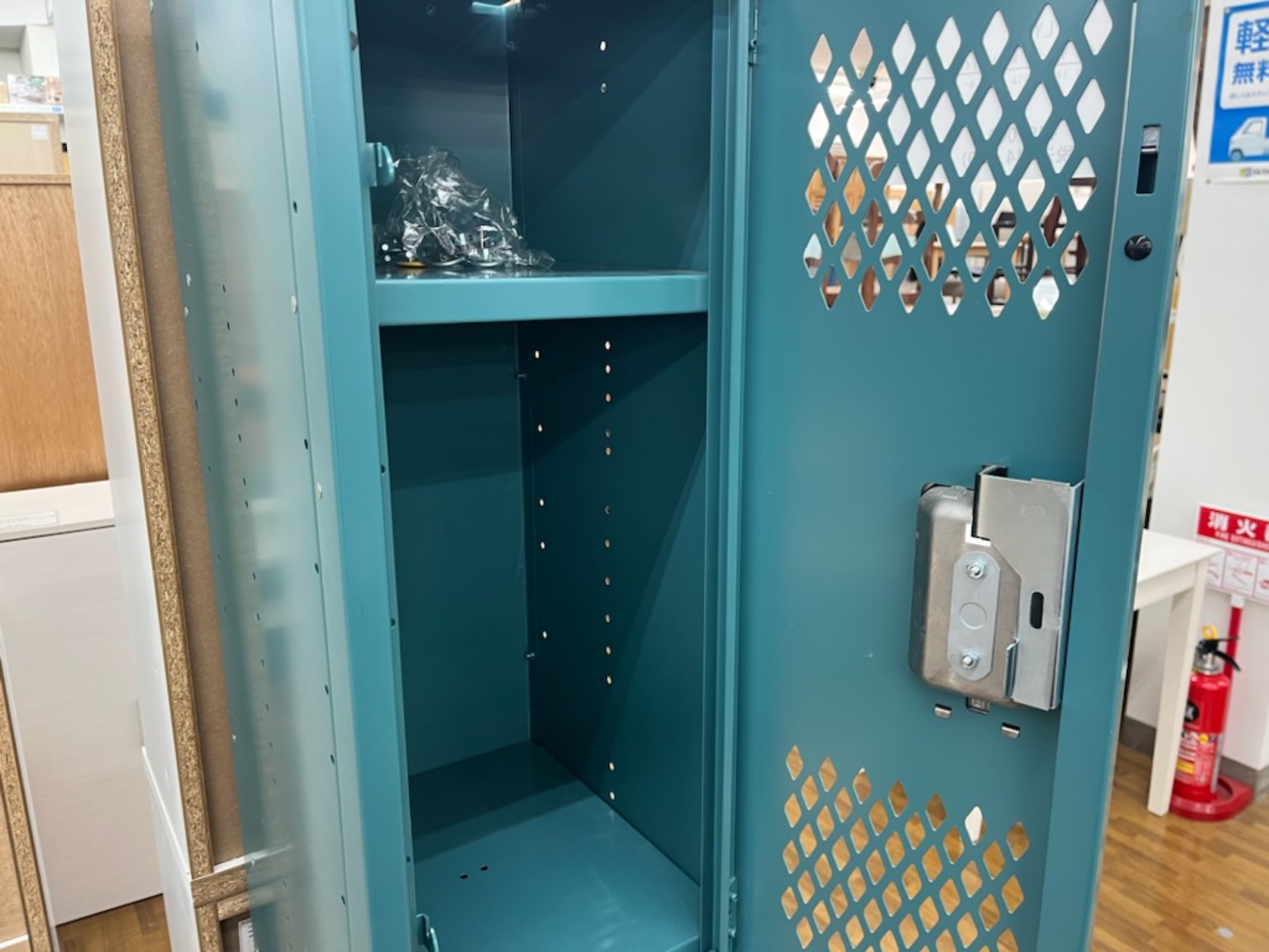 LYONリオン ロッカー2段　7758GM LYON 2-TIER LOCKER - LOUVER | Metal Products,Locker | | P.F.S.