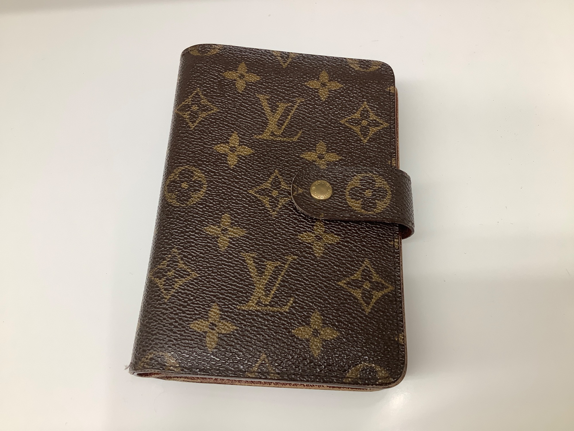 LOUIS VUITTON/ルイヴィトン】ポルトパピエ・ジップ(M61207)が