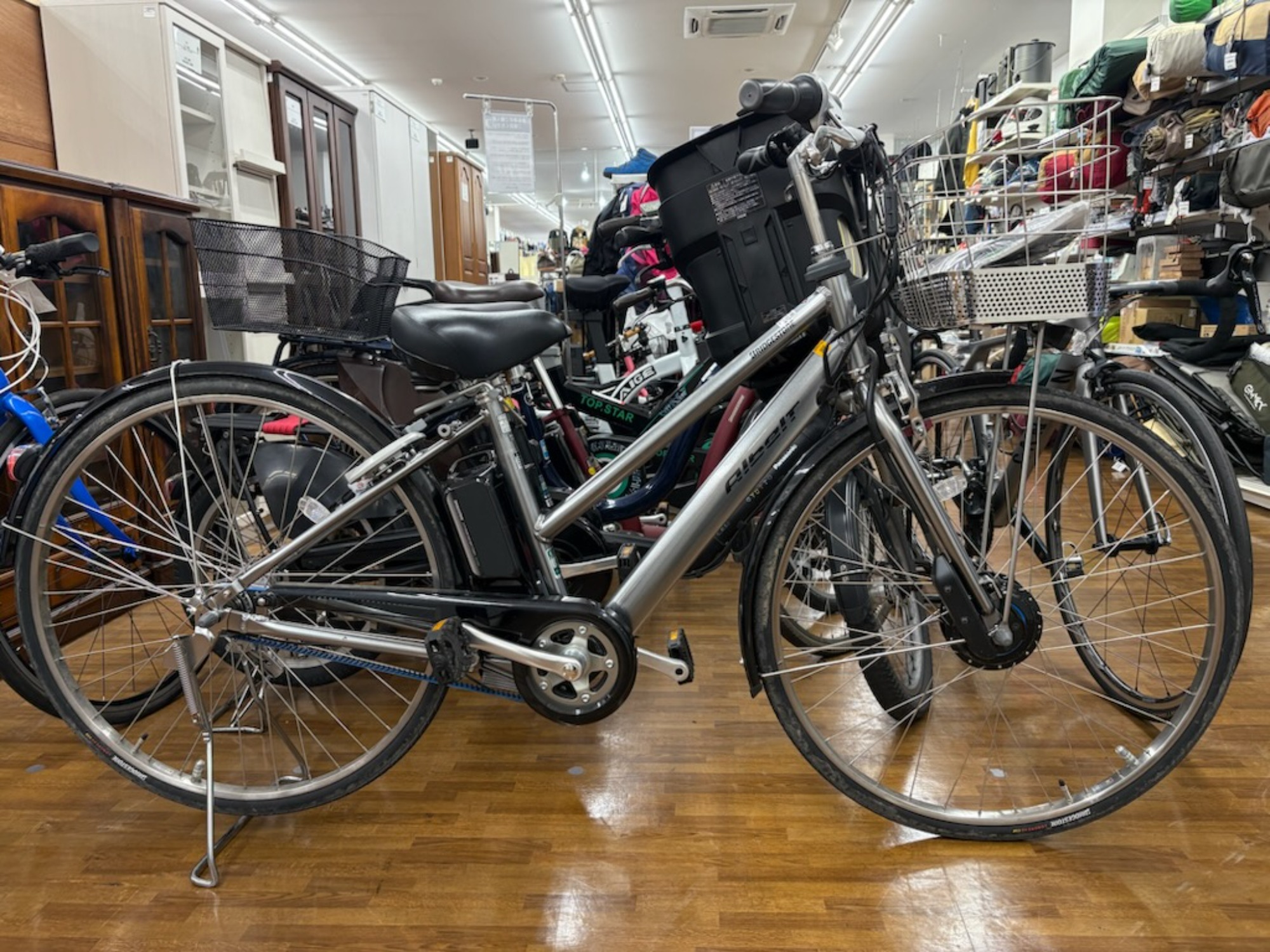 ブリヂストン アルベルト b400 電動自転車【中古】【B5L78220】 中古自転車多数展示中♪♪】BRIDGESTONE(ブリジストン) 電動