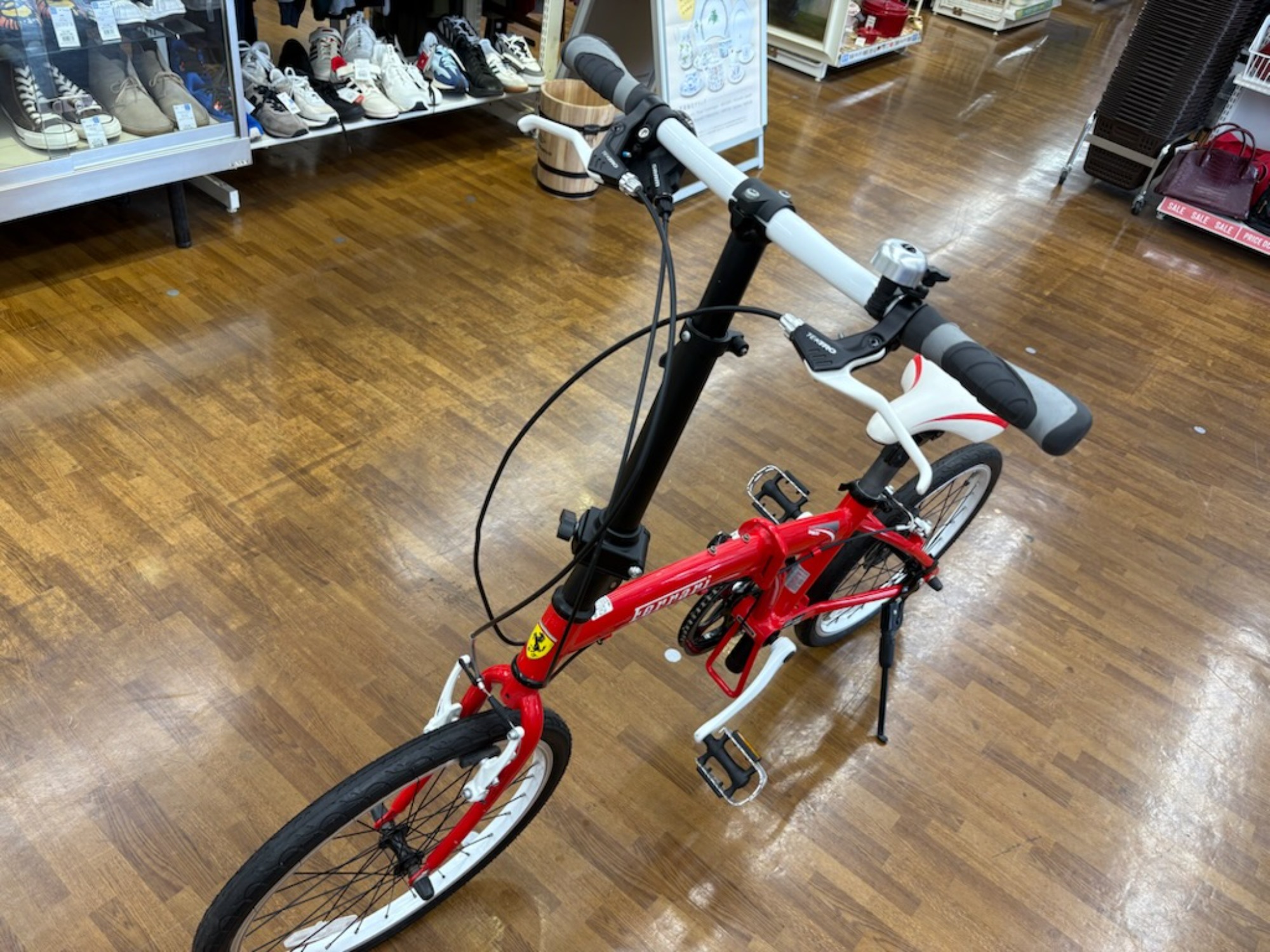 Ferrari フェラーリ 折りたたみ自転車 ブラック ヨドバシ.com - フェラーリ Ferrari 折りたたみ自転車 20型 外装