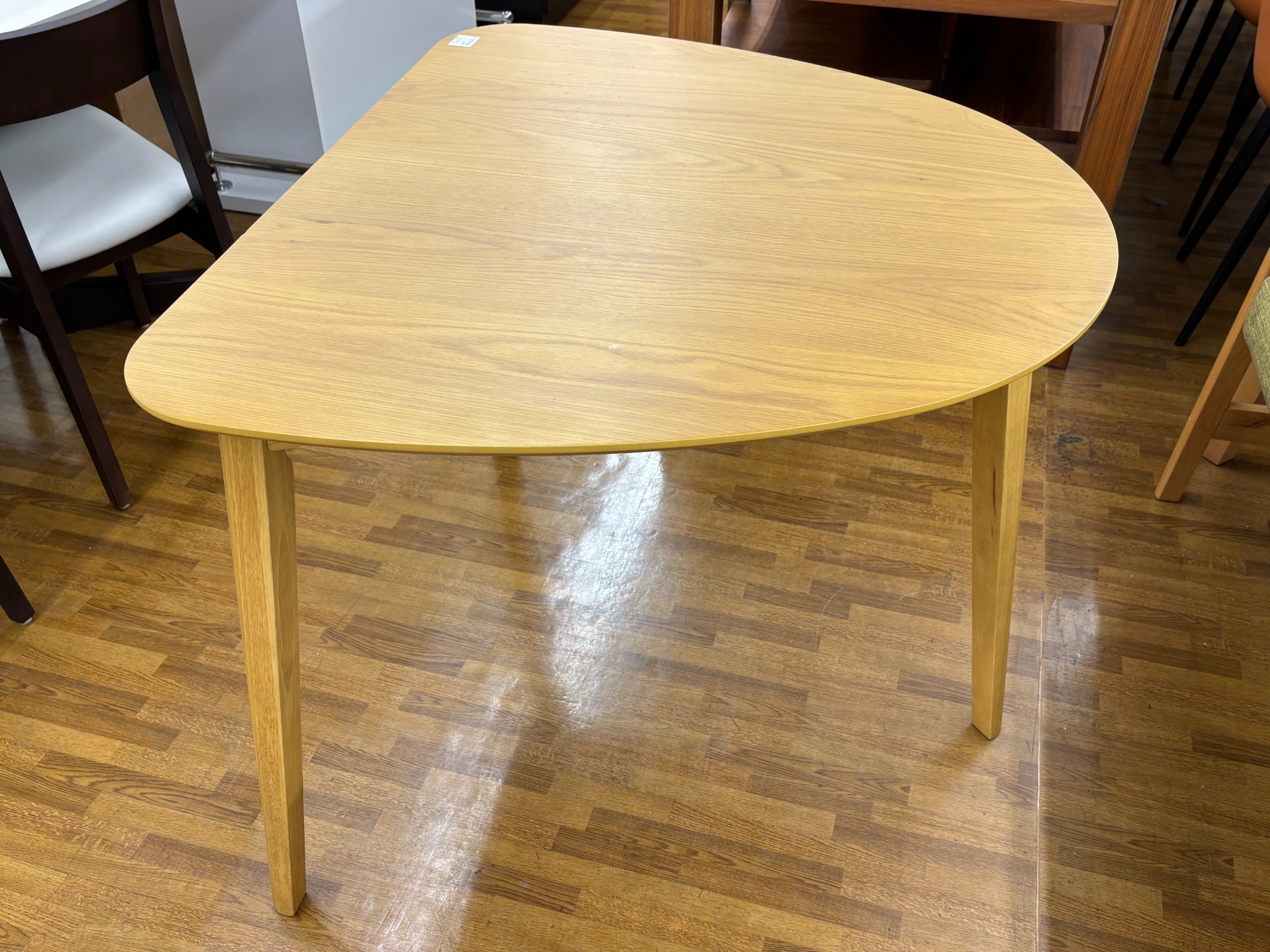 新入荷!!【関家具】からダイニングテーブルDT90ピングーのご紹介です 
