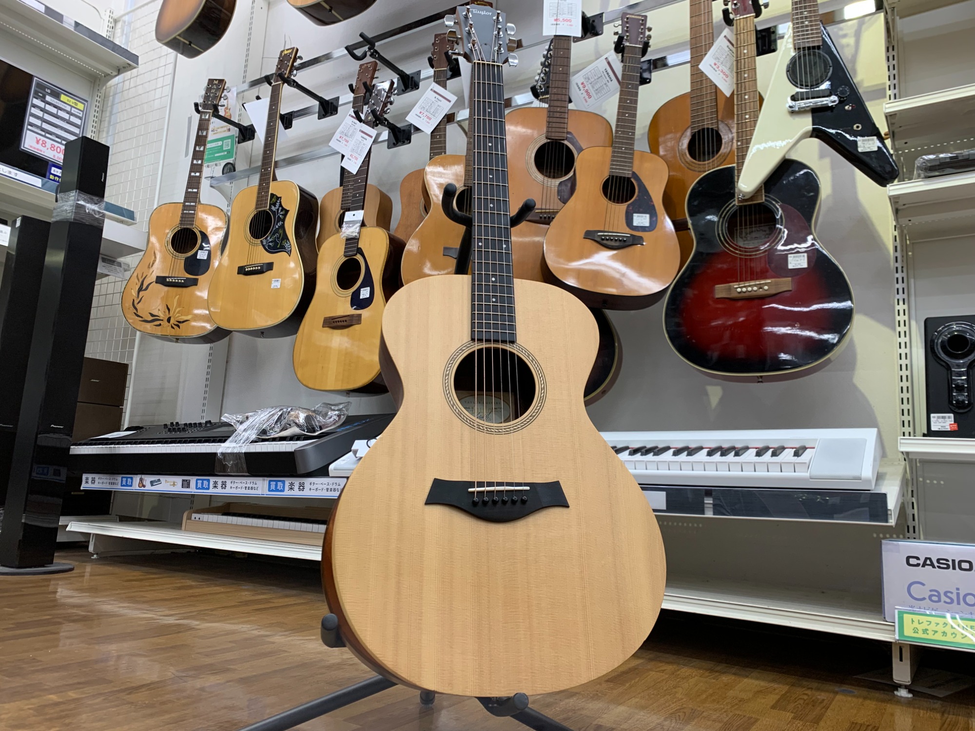 Taylor Guitars/テイラー・ギター】アコースティックギター Academy 12