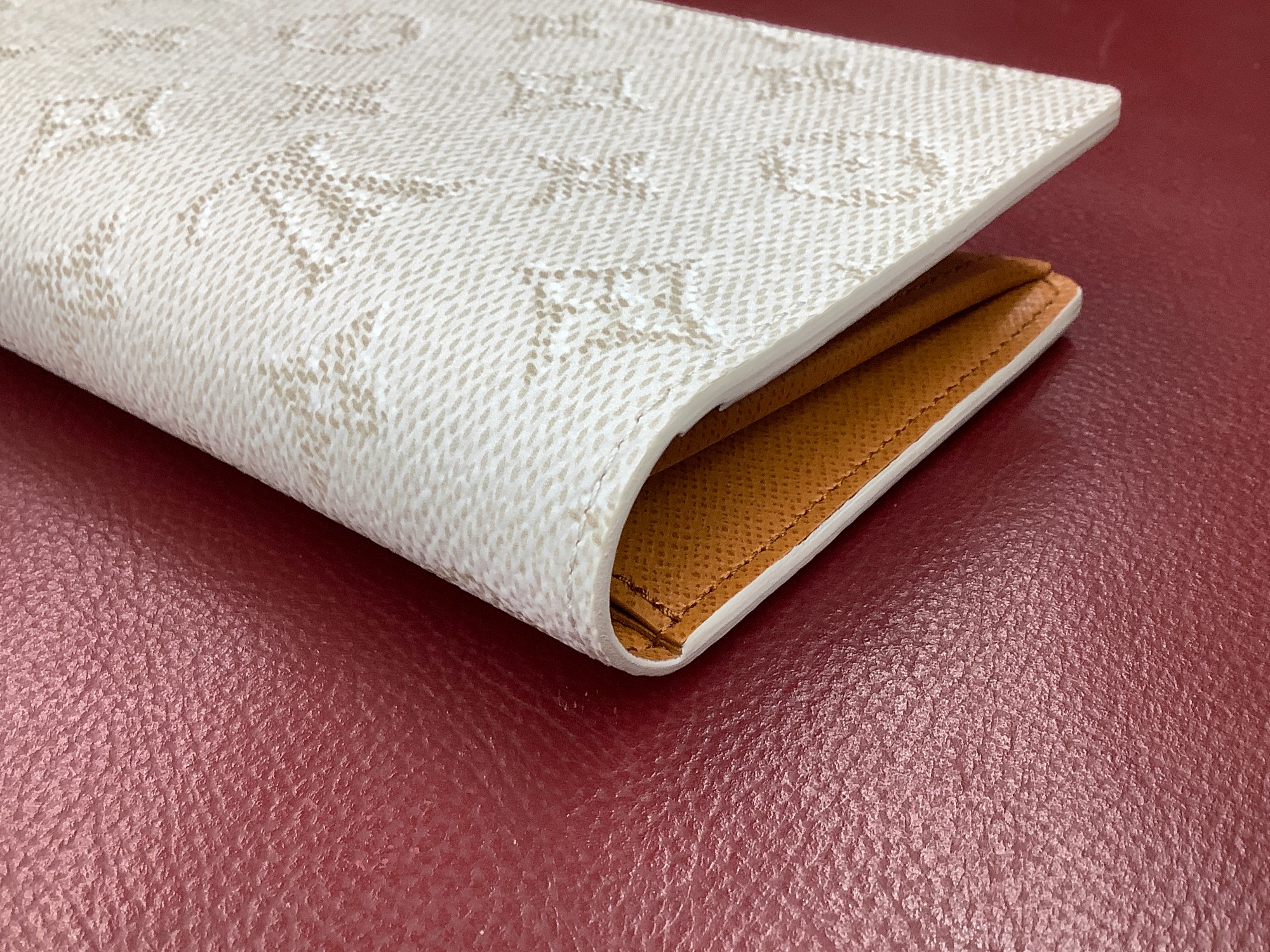 LOUIS VUITTON/ルイ・ヴィトン】ポルトフォイユ ブラザ モノグラム