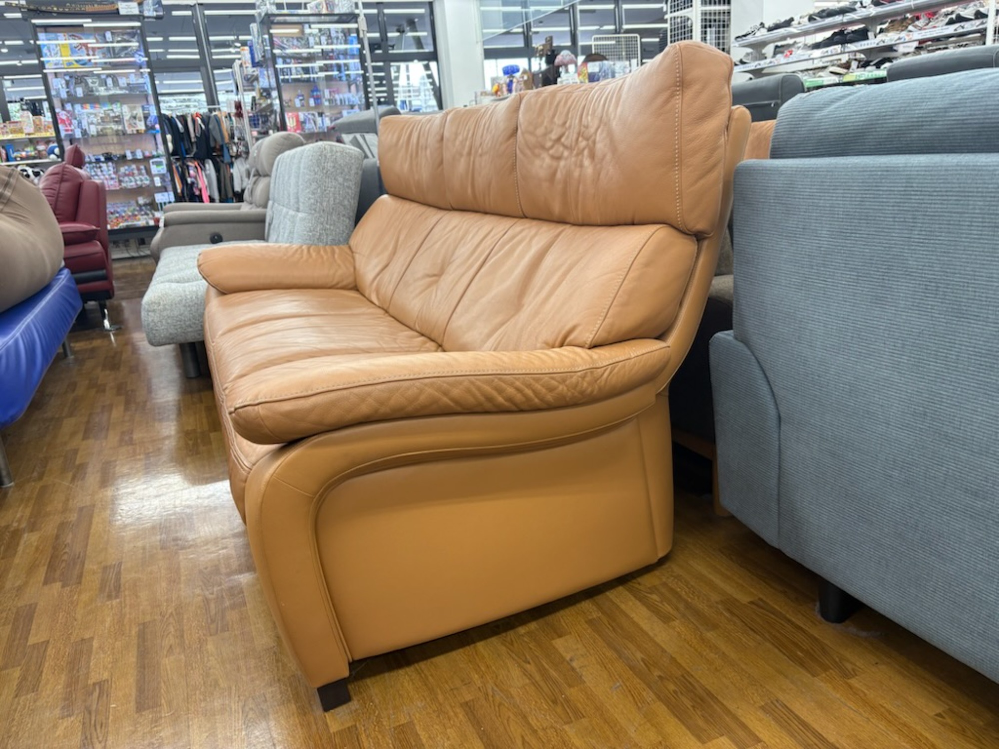 karimoku/カリモク】Chitano(チターノ) 3人掛けソファーのご紹介です