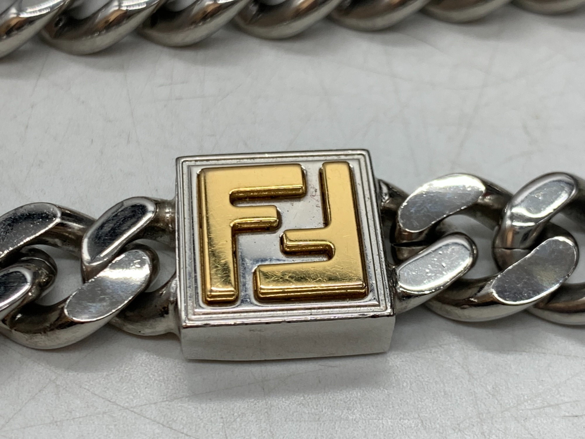 FENDI/フェンディ】スクエアトップネックレスのご紹介です！【ブランド