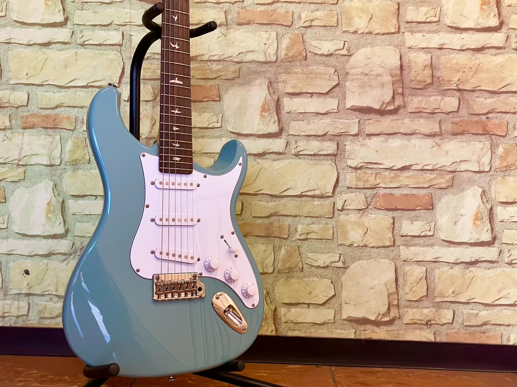 Paul Reed Smith/ポール・リード・スミス】エレキギター silver Sky se 