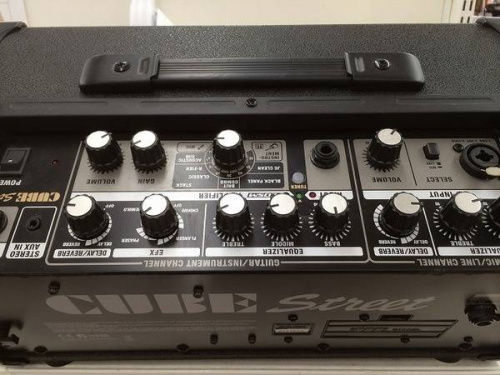 楽器・ホビー雑貨のアンプ