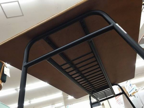 ダイニングの家具