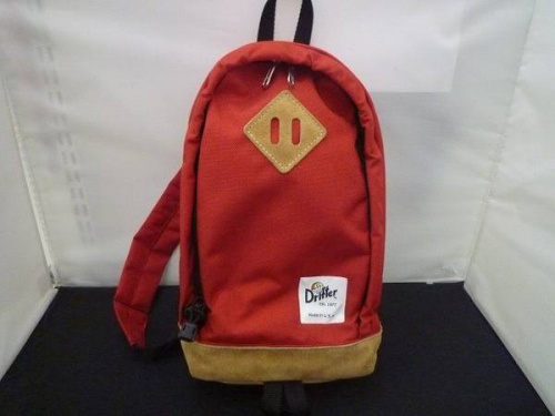 バッグのデイパック