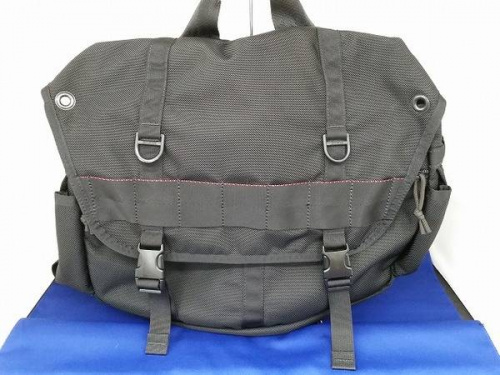 メンズファッションのバッグ