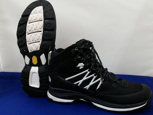 シューズのノースフェイス（THE NORTH FACE）