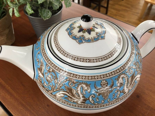 洋食器のWEDGWOOD