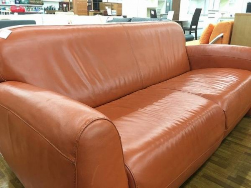 ダイニングセットのインカント