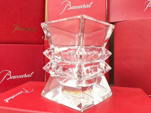 テーブルウェアのバカラ（Baccarat）
