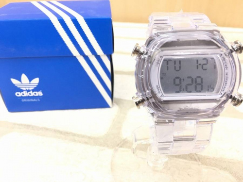 デジタルカメラのカシオ（CASIO）