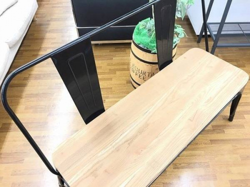 家具のベンチ