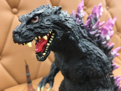 【未開封品】ゴジラ 組み立て式　ひな型ソフビフィギュア　新世代バージョン　東宝 組立て式 ゴジラ ひな型ソフビフィギュア 新世紀バージョン : 御宅家