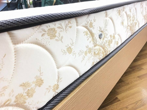 ベッドの中古家具　鎌ヶ谷