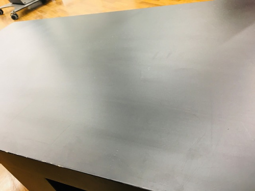 カッシーナのテーブル