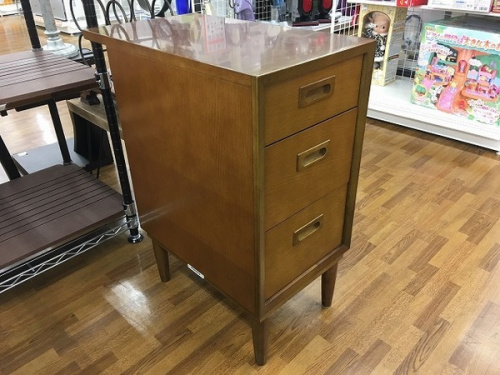 家具のチェスト