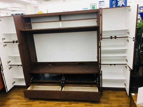 堀田木工のテレビボード