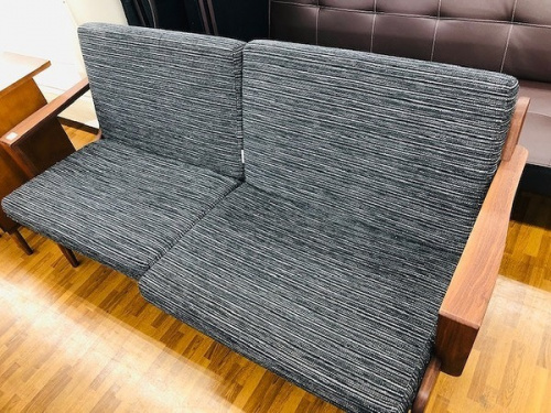 家具のソファ