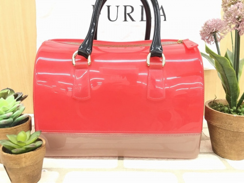 レディースファッションのFURLA