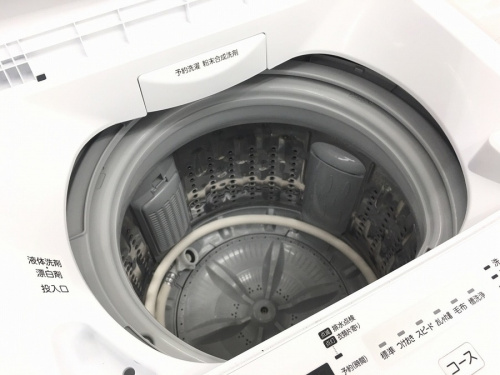 TOSHIBA