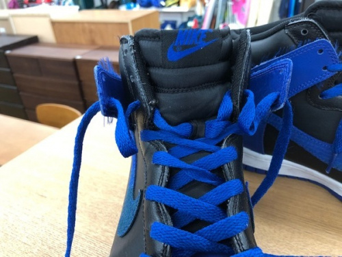 スニーカーのNIKE