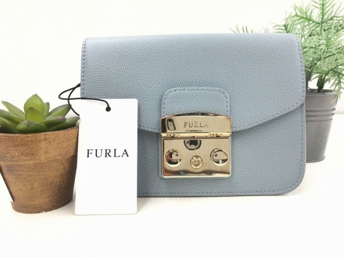 FURLAのショルダーバッグ